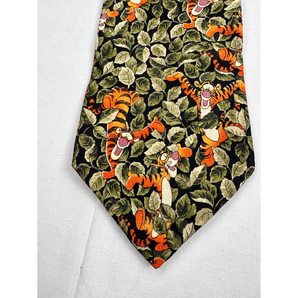 Disney Tigger 100% Silk Tie Walt Disney World Orange Green Leaf‎ Pattern - Picture 10 of 10